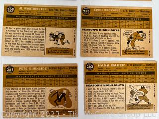 Sports Cards: Baseball: 18 Topps Cards Circa Early 1960's