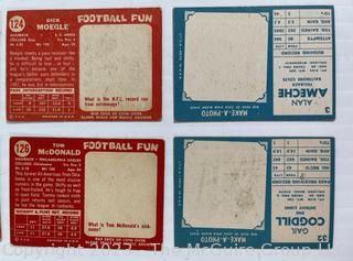 Topps Football 18 card lot: Ollie Matson et al