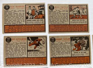 Sports Cards: Baseball: 18 Topps Cards Circa Early 1960's