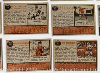 Sports Cards: Baseball: 18 Topps Cards Circa Early 1960's