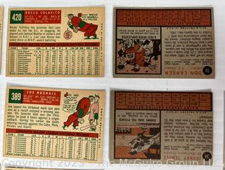 Sports Cards: Baseball: 18 Topps Cards Circa Early 1960's