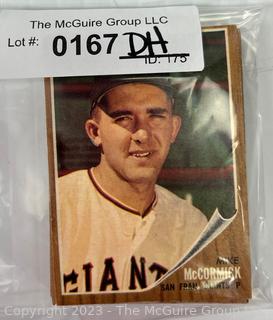 1962 Topps Baseball card lot 18: Warren Spahn; Jim Piersall; Jay Hook; Willie Davis; Sam Jones, et al