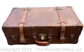 Antique Leather Gentleman's Travel Luggage Suitcase. 9" x 26" x 14"