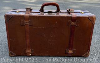 Antique Leather Gentleman's Travel Luggage Suitcase. 9" x 26" x 14"