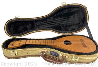 Favilla Teardrop Uke Ukulele in Case