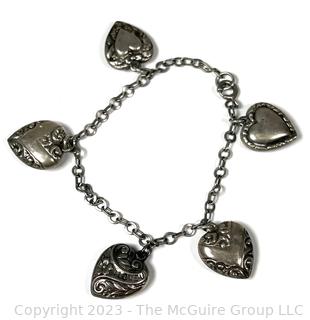 Vintage Sterling Silver Puffy Sweetheart Heart Charm Bracelet. 8.5 grams