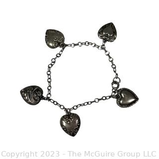 Vintage Sterling Silver Puffy Sweetheart Heart Charm Bracelet. 8.5 grams