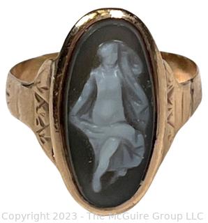 Art Nouveau 18K Yellow Gold Oval Cameo Ring