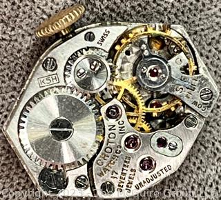 Grouping of Mostly Wristwatch Movements 