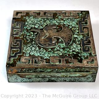 Graziella Laffi,  Peru Handmade Box ini Patented Bronze with Sterling Decoration. 