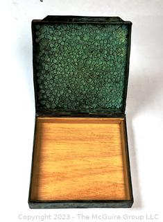 Graziella Laffi,  Peru Handmade Box ini Patented Bronze with Sterling Decoration. 