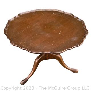 Round Pie Crust Edge Pedestal End Table. Measures 23" Diameter, 17" Tall