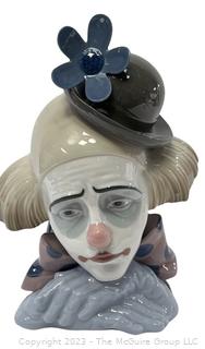 Lladro 5130 Clown Head Bowler Hat Figurine. 10" tall.