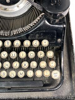 Underwood Portable Typewriter in Carrying Case.