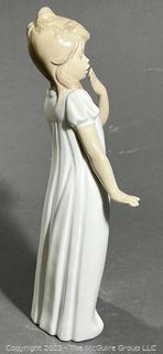 Lladro NAO Porcelain Figurine "Yawning Girl". 11" Tall