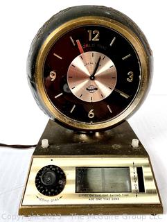 1960’s Brass Zonemaster World Globe Time Zone Brass Clock.  Missing Glass Face and Untested