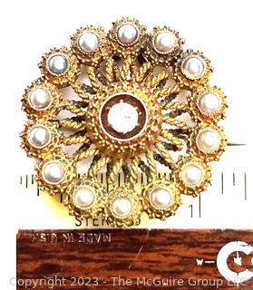 14KT Gold Filigree and Pearl Round Brooch Pendant Tested