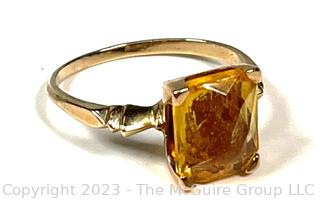 10KT Gold with Yellow Topaz Stone Ring