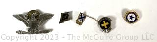 Collection of US Army Military Patches, Pins and Shoulder Boards