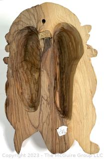  Hand Carved in Bethlehem Olive Wood Face of Jesus with Crown of Thorns Wall Plaque. Measures 8" long (was 99BC)