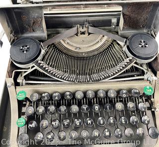 1930s Underwood Champion Portable Typewriter With Case