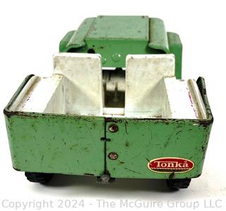 1965 Tonka Light Green Jeep Surrey #2140