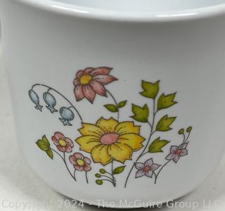 Set of (8) Vintage Corelle Cups  