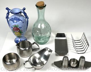 Group of Serving and Decorative Ware 