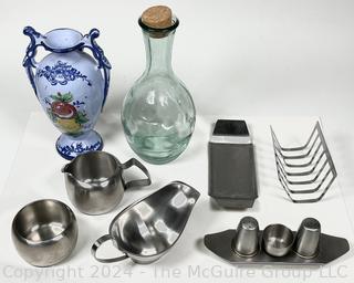 Group of Serving and Decorative Ware 