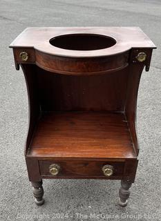 Early 19th Century Mahogany Washstand