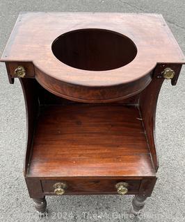 Early 19th Century Mahogany Washstand