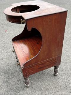 Early 19th Century Mahogany Washstand