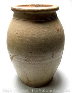 American 19th Century 2 Gal Stoneware Salt Glaze Crock 