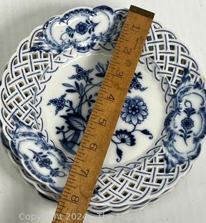 Five (5) Meissen Blue & White Porcelain Fretwork Plates 
