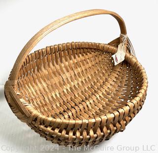 Hand Made Canadian Mic Mac Tribe Woven Basket with Hang Tag.  15" Oval with Handle.