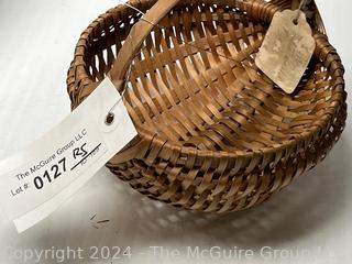 Hand Woven Black Ash Gathering Basket made by the Canadian Mic Mac Tribe with Hang Tag. 6" Oval with Carved Handle.