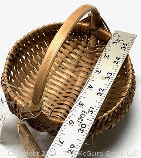 Canadian Agawa Indian Handwoven White Oak Gathering Basket