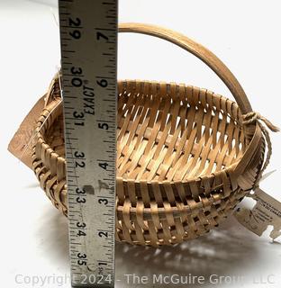 Canadian Agawa Indian Handwoven White Oak Gathering Basket