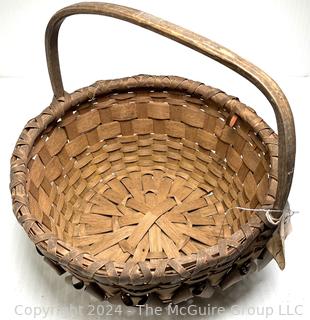 Handwoven White Oak Gathering Basket with Fancy Pattern Ornamentation