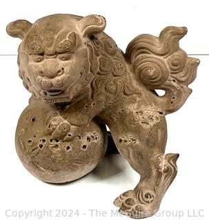 Terracotta Chinese Foo Dog Statue.  8" tall.