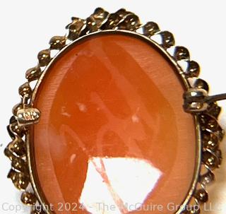 Victorian Carved Pink Shell Cameo Brooch and Pendant in 10kt Gold Surround. Total Weight is 4.8 Grams