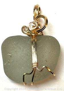 Green Sea Glass Pendant in Hand Wrought 14kt Yellow Gold Wrap Setting. 2.6 grams (surround only)