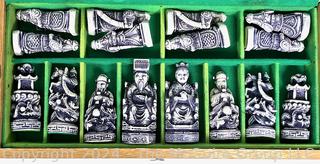 Asian Motif Lucite Chess Set in Folding Travel Case Stone Glaze Porcelain Chess Pieces