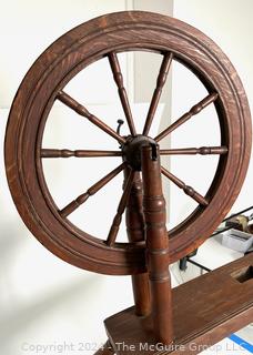 Ashford Style Spinning Wheel & Accessories. 42.5" Tall 