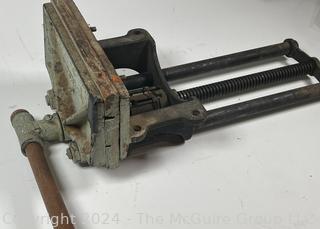 Richard Wilcox Cast iron Wood Working Bench Vise.  10" draft