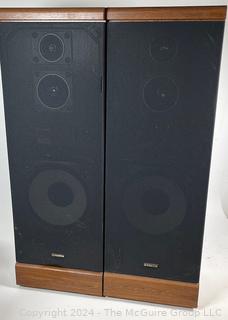 Pair of Fisher STV-752 3-Way 3-SpeakerTower Speakers. 12w x 9.5d x 36h"