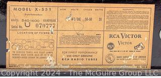 RCA Victor Tube Radio Model X-551. Measures 11 x 6 x 8"