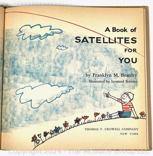 Thirteen (13) Books, Including The Adventures Of Tom Sawyer, "Falcon, Fly Back" By Blaisdell, Plants In Winter By Mizumura, Nursery Friends From France By Olive Beaupre Miller, Last Of The Great Scouts Buffalo Bill By Wetmore & Zane Grey, Wild Grizzlies Of Alaska By Holzworth 