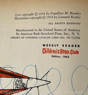 Thirteen (13) Books, Including The Adventures Of Tom Sawyer, "Falcon, Fly Back" By Blaisdell, Plants In Winter By Mizumura, Nursery Friends From France By Olive Beaupre Miller, Last Of The Great Scouts Buffalo Bill By Wetmore & Zane Grey, Wild Grizzlies Of Alaska By Holzworth 