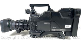 SONY Digital Video Camera Model DXC-D-30 #18129 and SHOC-STOP Container with Wheels. Measures 21 x 13 x 33". Untested